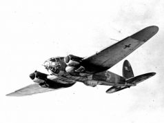 Avion de luptă He-111 de producție germană cu însemne românești. În cerul Basarabiei, aviatorii români erau motivați să lupte, apărând hotarul țării, la vechiul hotar al lui Ștefan cel Mare. Ei se manifestau ca luptători dintre cei mai iscusiți în acea parte a războiului