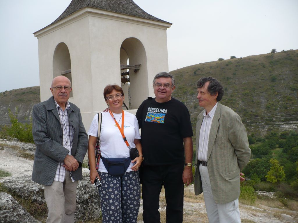 Cu scriitorul Andrei Burac și traducătorii din Cehia Lidia Nasincova și Jiri Našinec la Orheiul Vechi, 2014